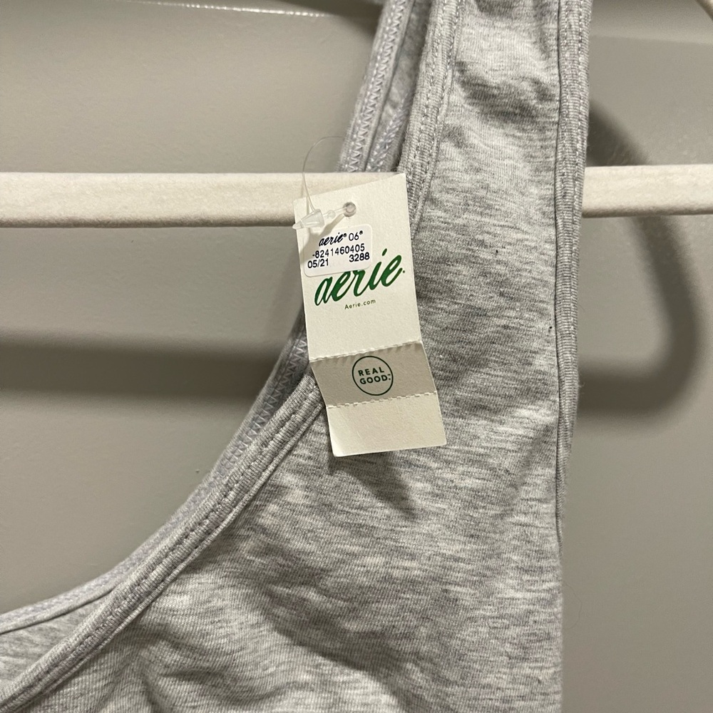 NWT Aerie Light Gray Sports Bra - Picture 2 of 4